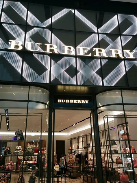 burberry sydney airport|sydney airport clothing stores.